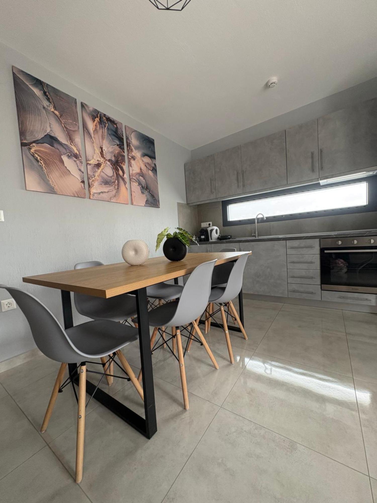 Elinor Apartments Flogita Dış mekan fotoğraf