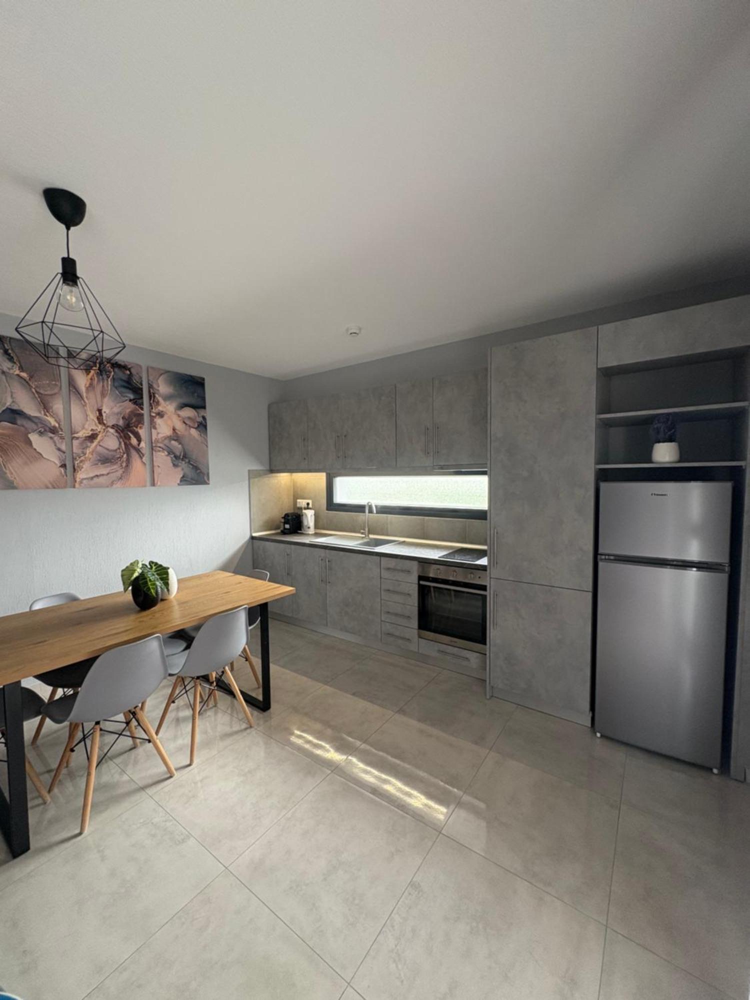 Elinor Apartments Flogita Dış mekan fotoğraf